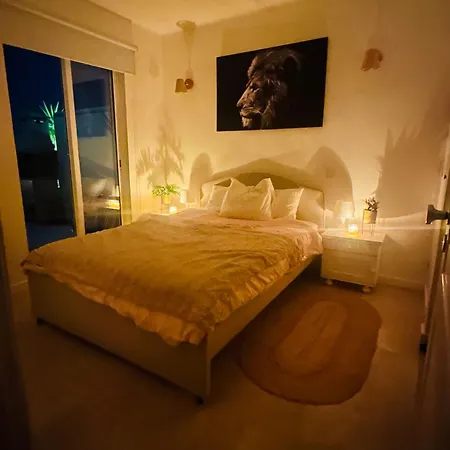 Ocean View Skyline ‚hakuna Matata' Διαμέρισμα *