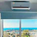 Ocean View Skyline ‚hakuna Matata' 公寓 *