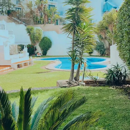 Ocean View Skyline ‚hakuna Matata' *