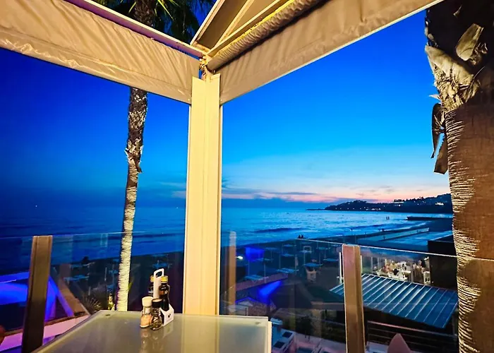 Lägenhet Ocean View Skyline ‚hakuna Matata'