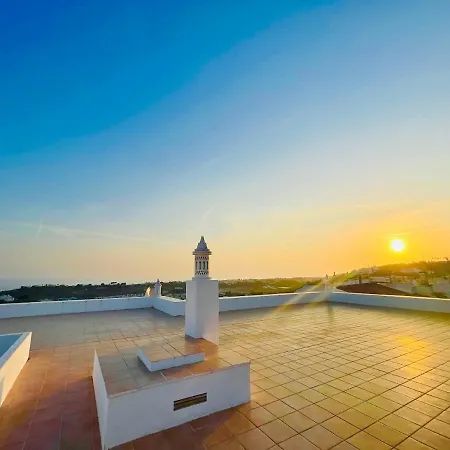 Apartment Ocean View Skyline ‚hakuna Matata' *