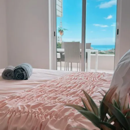 Ocean View Skyline ‚hakuna Matata' アパート *